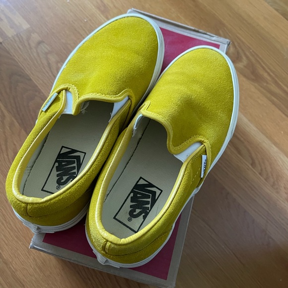 Vintage Suede Slip On Vans - Picture 1 of 4
